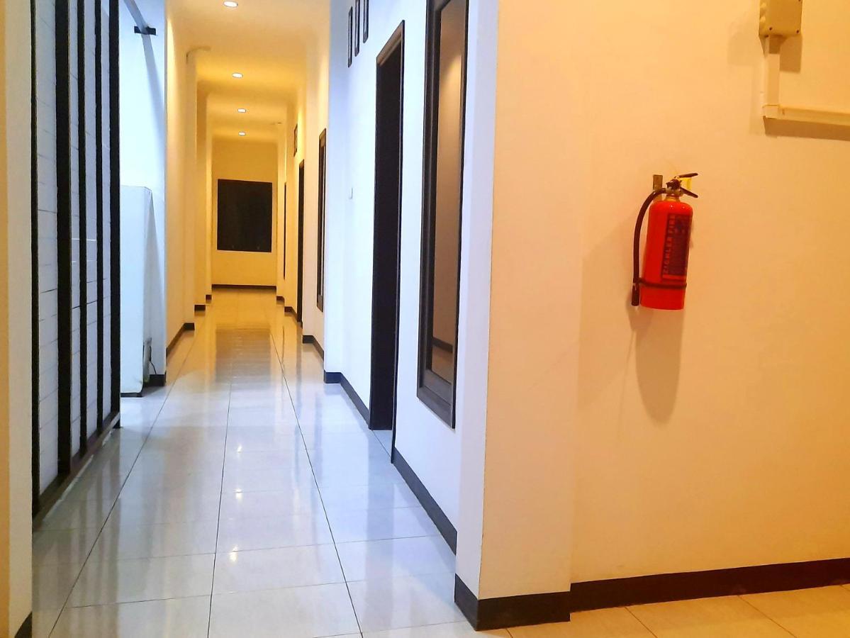 Cozy Stay Kupang Kupang  Buitenkant foto