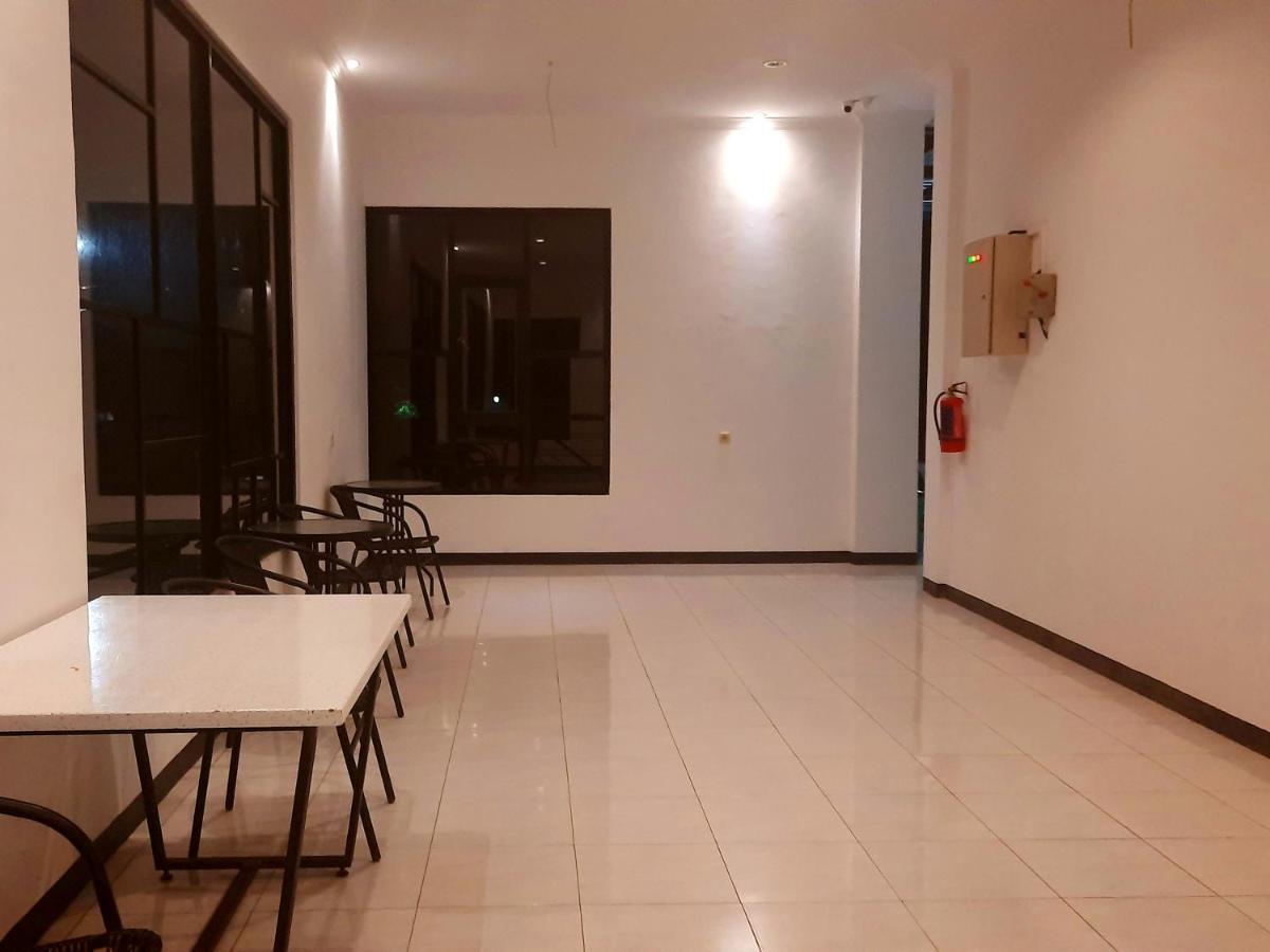 Cozy Stay Kupang Kupang  Buitenkant foto