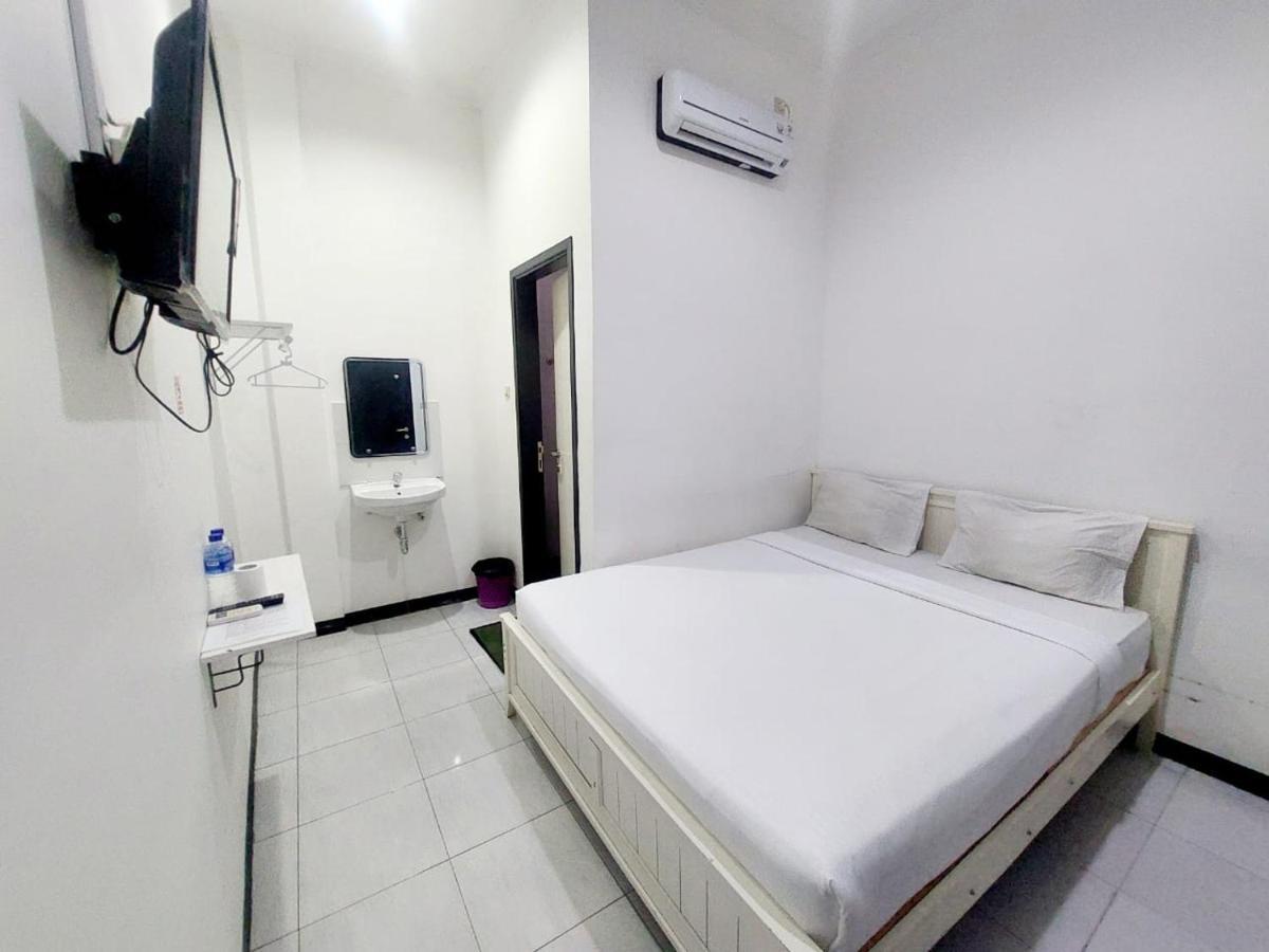 Cozy Stay Kupang Kupang  Buitenkant foto