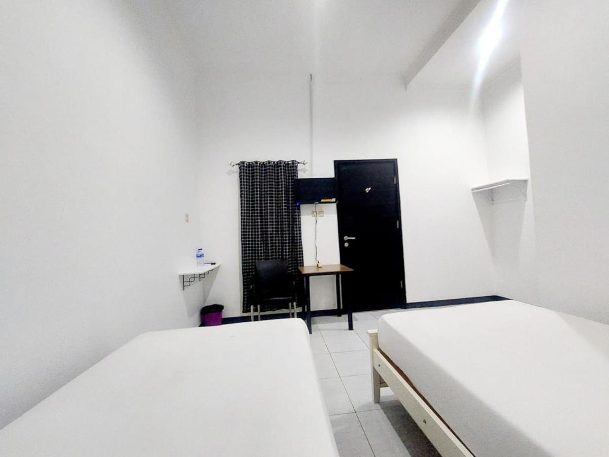 Cozy Stay Kupang Kupang  Buitenkant foto