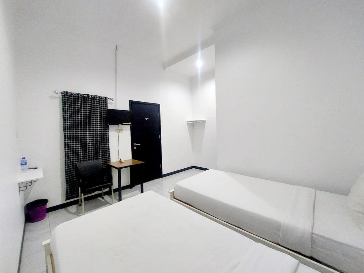 Cozy Stay Kupang Kupang  Buitenkant foto