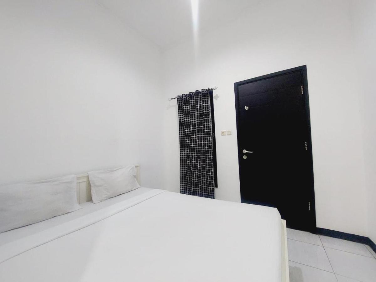 Cozy Stay Kupang Kupang  Buitenkant foto