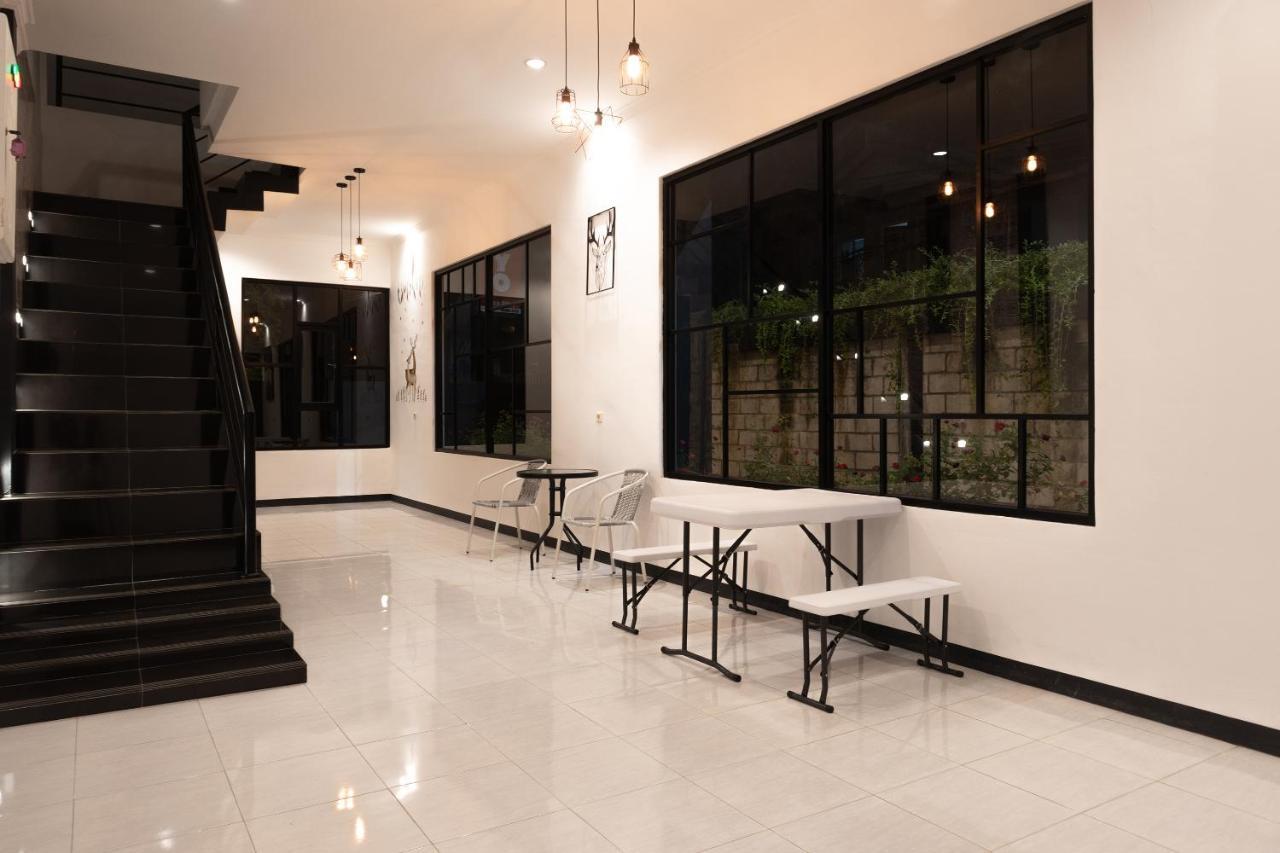 Cozy Stay Kupang Kupang  Buitenkant foto